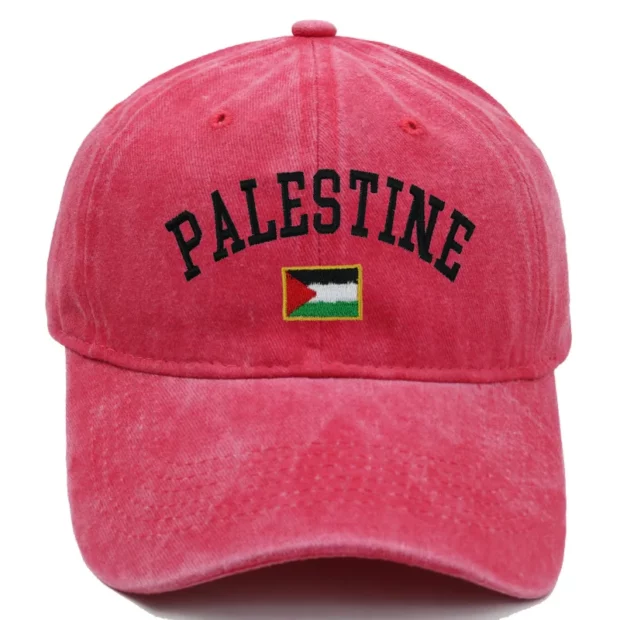 Casquette rouge Palestine avec drapeau