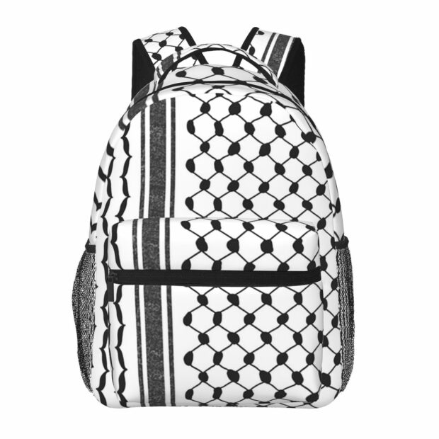 Sac à dos vu de face, motif de keffieh noir et blanc