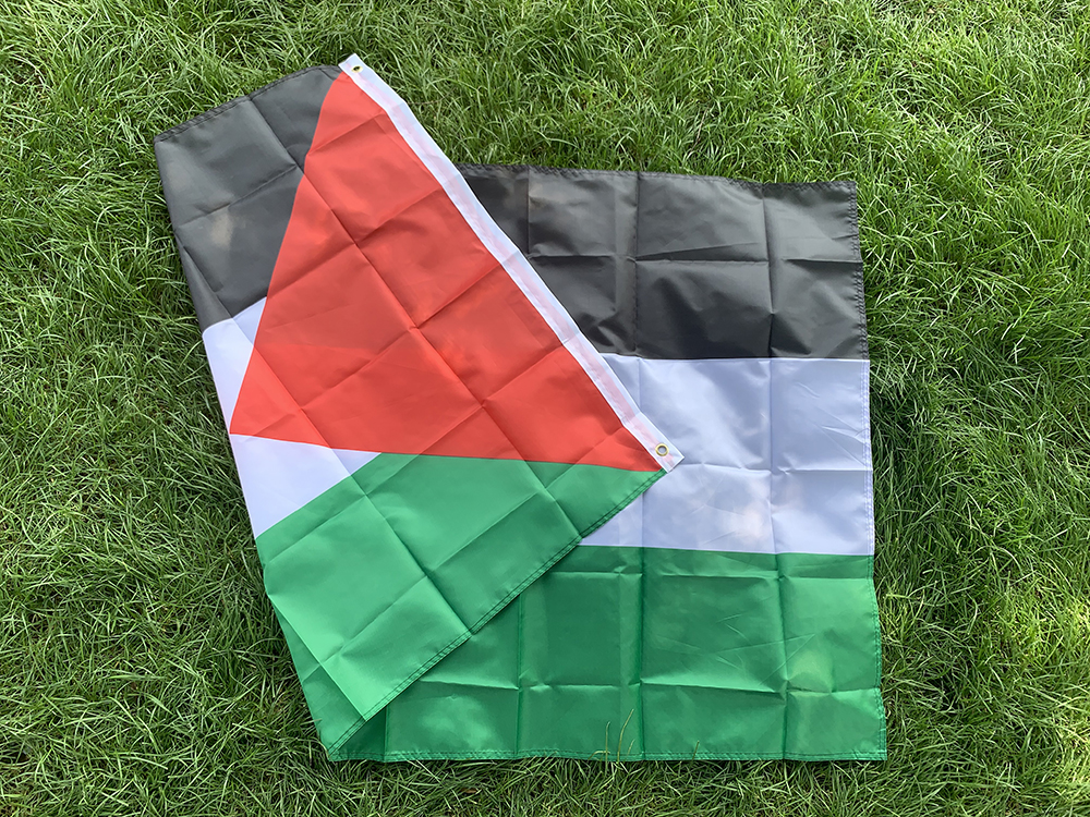 Drapeau palestinien 90 × 150 cm en polyester à quatre anneaux – Image 4