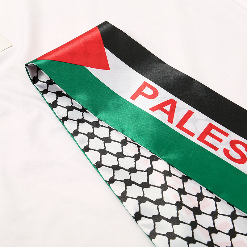Écharpe noire Palestine à motif keffieh et drapeau – Image 2